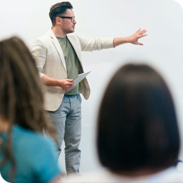 Creamos un mundo de posibilidades académicas para ti. Consultas las carreras del Tecnológico Universitario UNIR en el área de Educación. ¡Inicia Ahora!